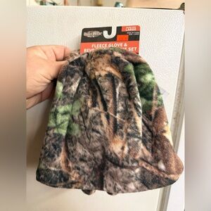 Camo Adult Fleece Glove and Hat Combo